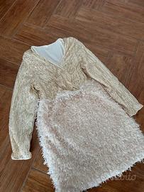 Vestito elegante dorato