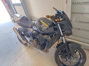 Moto Suzuki 750