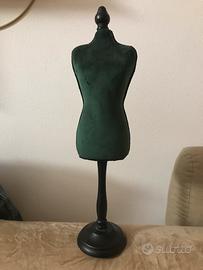 Manichino portagioelli