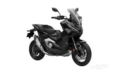 Carene x adv 750 2025/2026