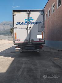 Autocarro VOLVO TRUCK FH400 isotermico