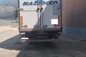 Autocarro VOLVO TRUCK FH400 isotermico