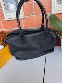 Borsa Hogan