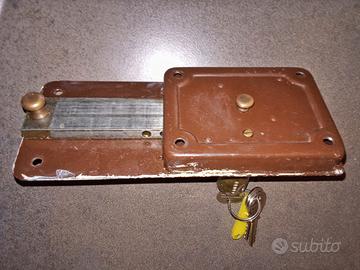 Vecchia Serratura esterna.