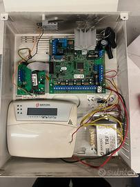 Centrale Bentel + 3 sensori Aritech nuovi