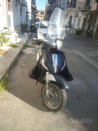 Piaggio Beverly 300
