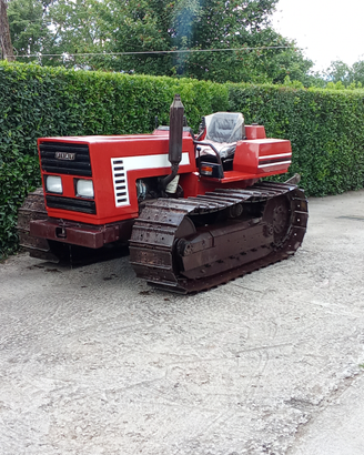 Trattore fiat cingolato