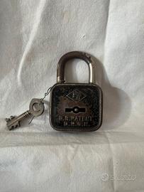 Luchetto militare DRGM