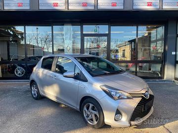 TOYOTA Yaris 1.5 Hybrid 5 porte Active