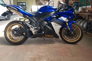 Yamaha YZF R1 - 2010