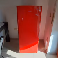 Frigorifero Hisense rosso