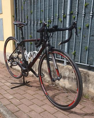 BICI DA CORSA FUJI IN CARBONIO  XS