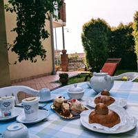 Camere singole/doppie con colazione in villetta