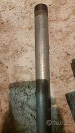 2 tubi zincati diametro cm.5. Uni 5745 . 406