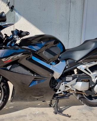 Honda Vfr 800