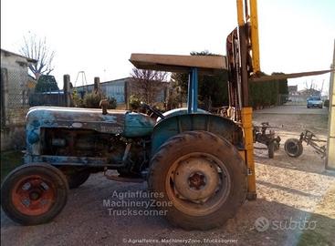 Trattore Ford Major