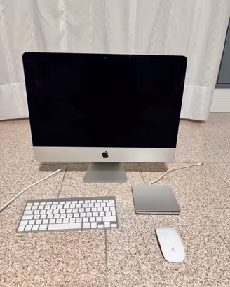 Apple iMac 21.5” 2014 -i5/8GB/500GB