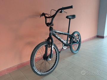 Bici 20 BMX per pista o gioco bambini bicicletta