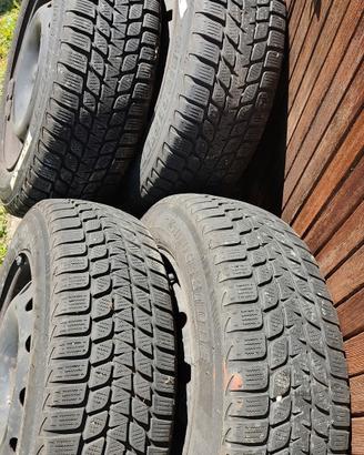  set gomme estive/invernali+cerchi in ferro 
