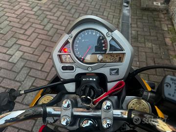 Honda hornet 600