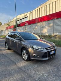 🚗 FORD FOCUS SW DIESEL 2014
