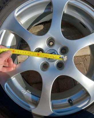 cerchio in lega r 17