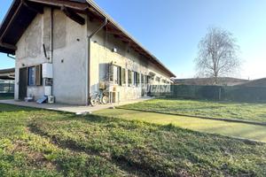 Villa a Schiera a San Giorgio Canavese 6 locali