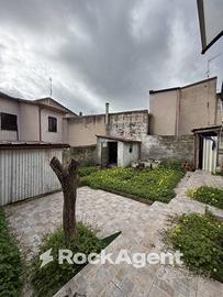 CASA INDIPENDENTE CON GIARDINO PRIVATO A SILIGO