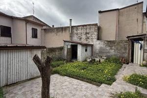 CASA INDIPENDENTE CON GIARDINO PRIVATO A SILIGO