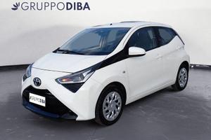 Toyota Aygo II 2018 5p 5p 1.0 x-business 72cv