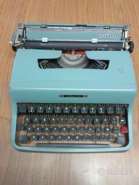 Macchina da scrivere Olivetti Lettera 32