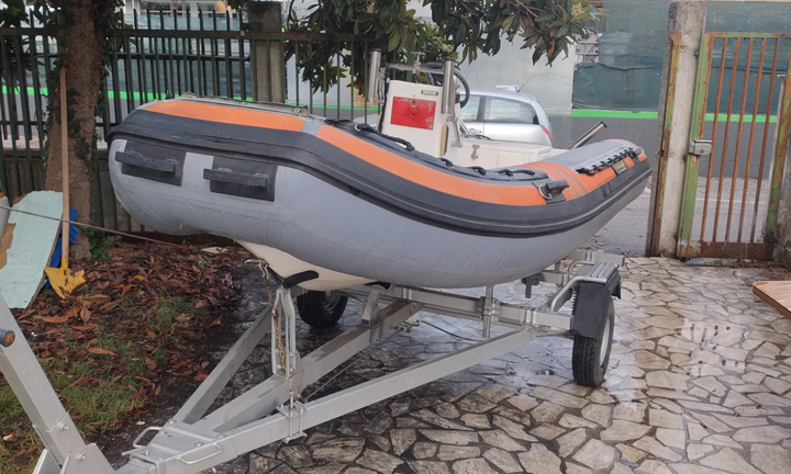 Gommone MIRAGE 3,5 MT più carrello e motore Suzuki