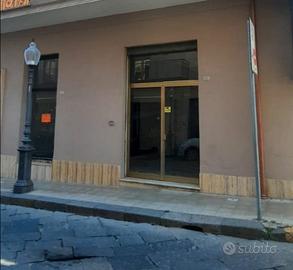 Locale commerciale ,Corso Ten.Aldo Barbaro Palmi