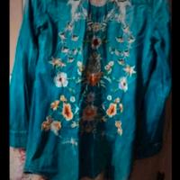 camicia jeans Guess ricamata 