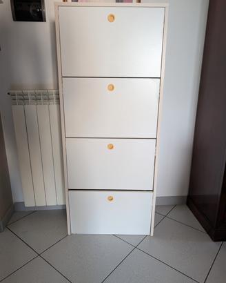 Scarpiera in buone condizioni 