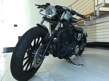 HARLEY DAVIDSON IRON 883