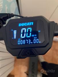 Monopattino ducati pro 2 plus