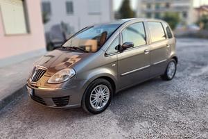Lancia Musa 1.3 mj