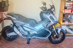 Honda X-ADV 750cc  2019