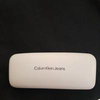 Occhiali da sole originali Calvin Klein. 