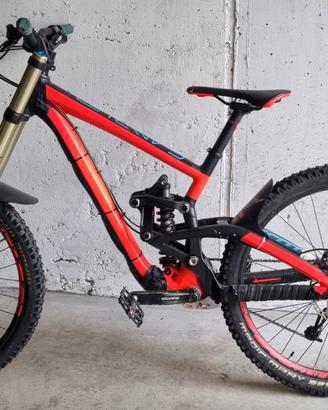 MTB downhill Scott gambler