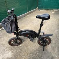 Bici elettrica nera