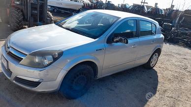 Ricambi opel astra h 2005