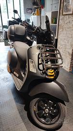 Piaggio Vespa 300 GTS - 2021
