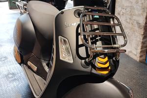 Piaggio Vespa 300 GTS - 2021