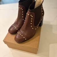 Stivaletti da donna del brand Unisa