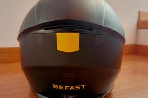 Casco moto Befast + giacca moto donna