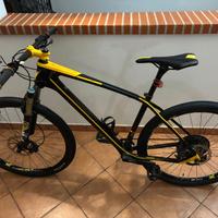 Mountainbike 27.5 e scarpe Spiuk