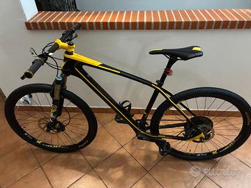 Mountainbike 27.5 e scarpe Spiuk