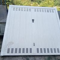 Porta basculante per garage